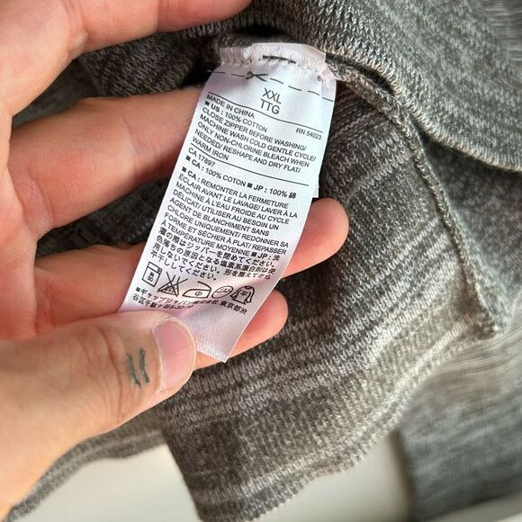 Banana Republic Heather Gray Knit Sweater XXL - Picture 7 of 11
